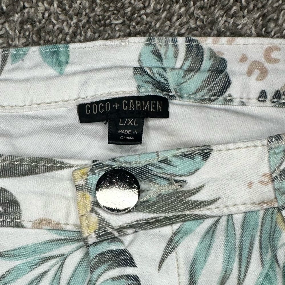 Coco + Carmen Floral Women Jeans - Multicolor - Picture 3 of 6